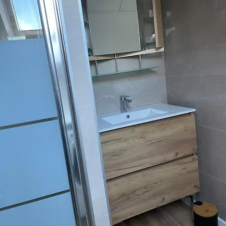 Proche De La Appartamento *