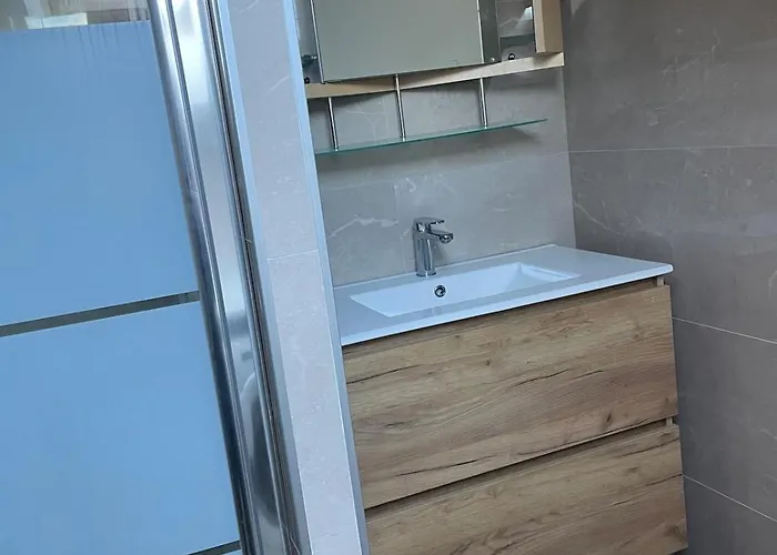 Proche De La Apartment *